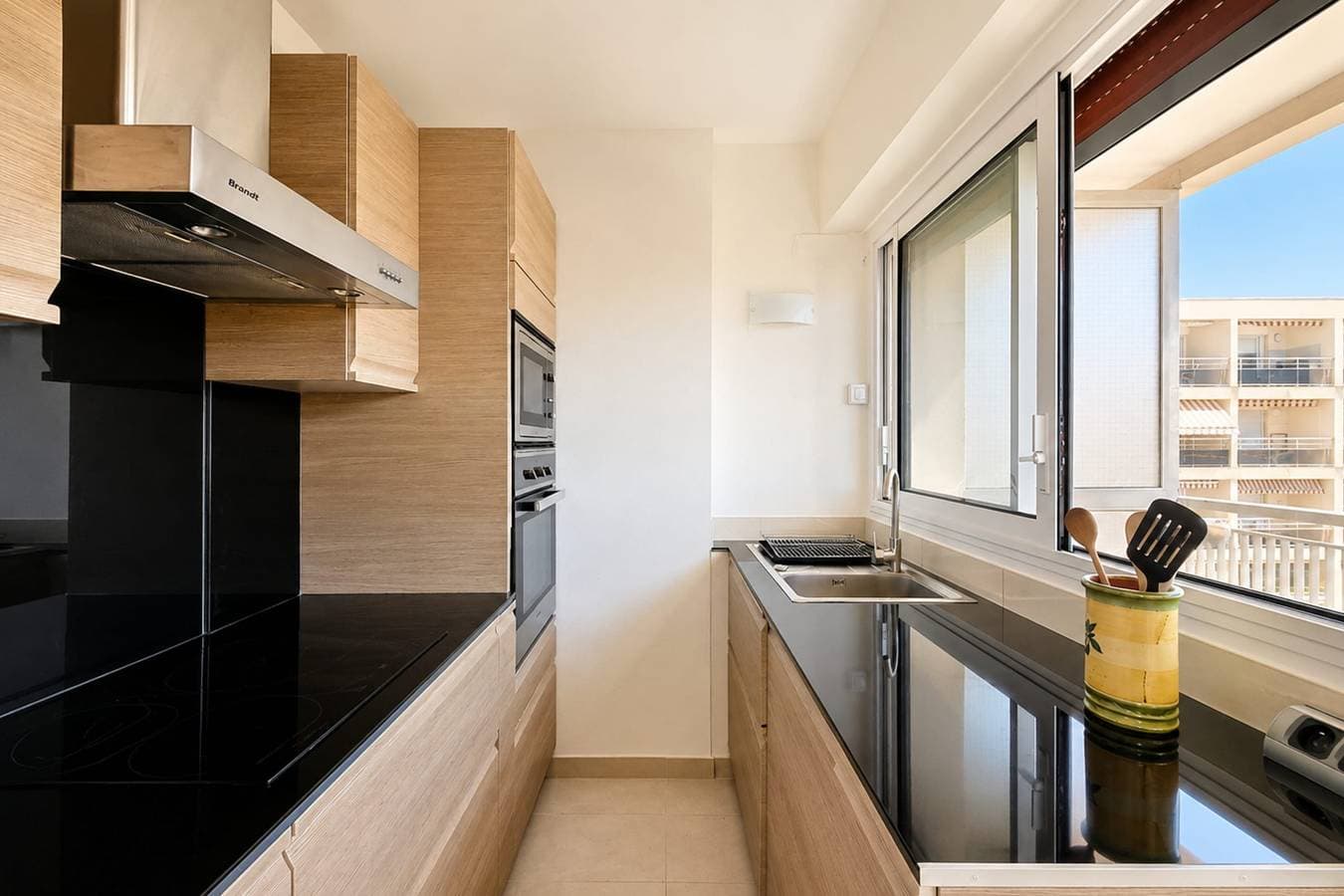 Foto 10 von 14: Ferienwohnung für 4 Personen mit Terrasse