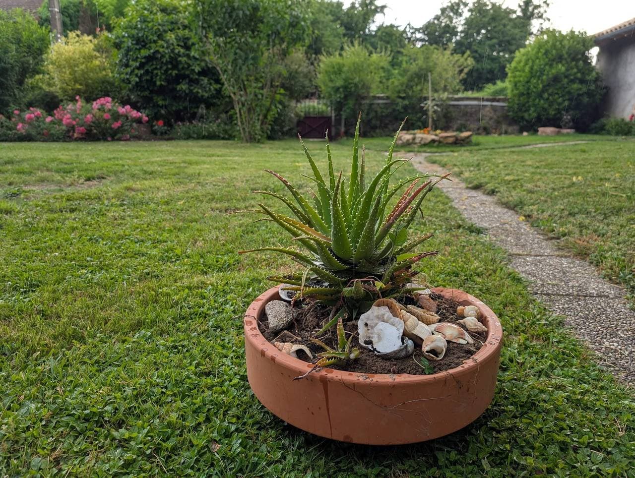 Foto 13 von 15: Bulle de campagne: Gästezimmer mit gemeinsamem Garten