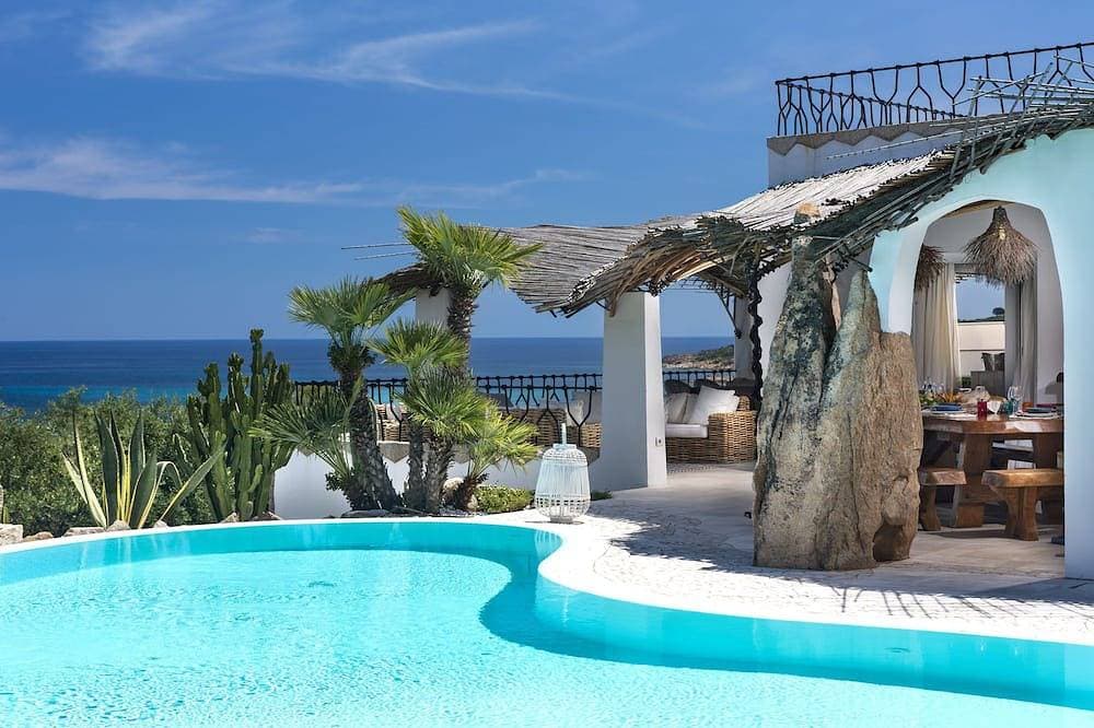 Luxury Front Beach - Villa Iris 1