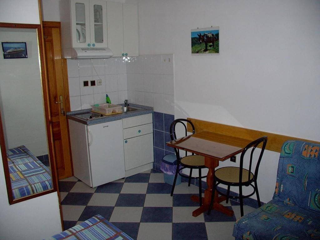 Foto 11 von 47: Studioapartment in Sućuraj mit Meerblick, Balkon, Klimaanlage, W-Lan (3560-3)