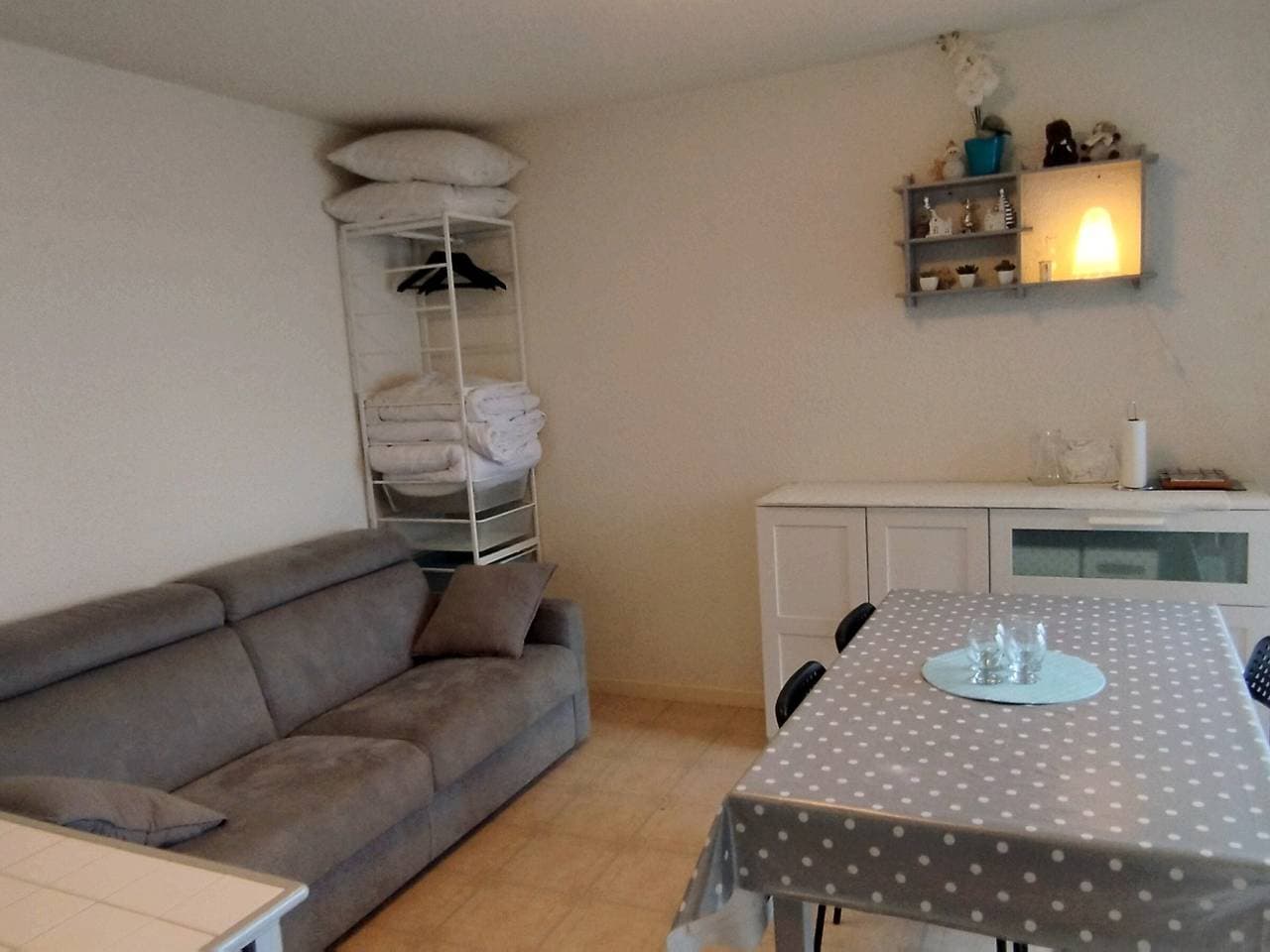 Foto 3 von 14: Gemütliches Studio in Adrets-Prapoutel, direkt an den Pisten, Aufzug, TV und Skiraum