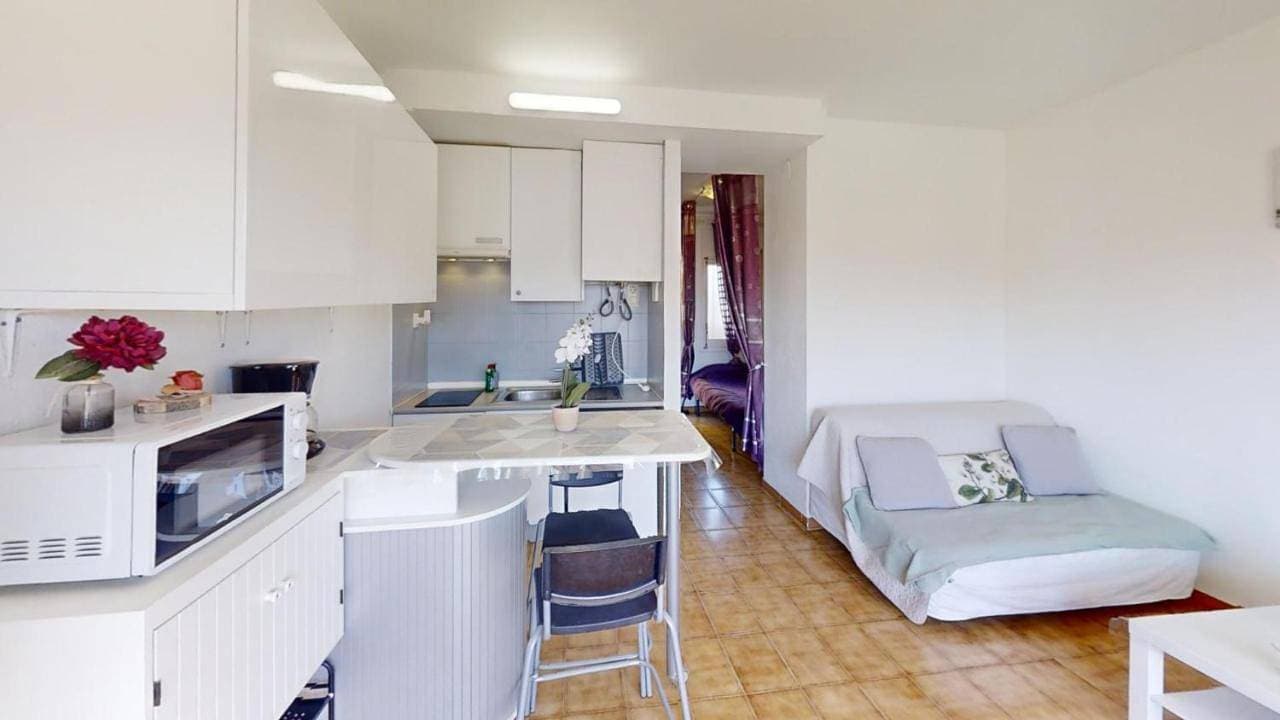 Foto 5 von 13: One-Bedroom Apartment