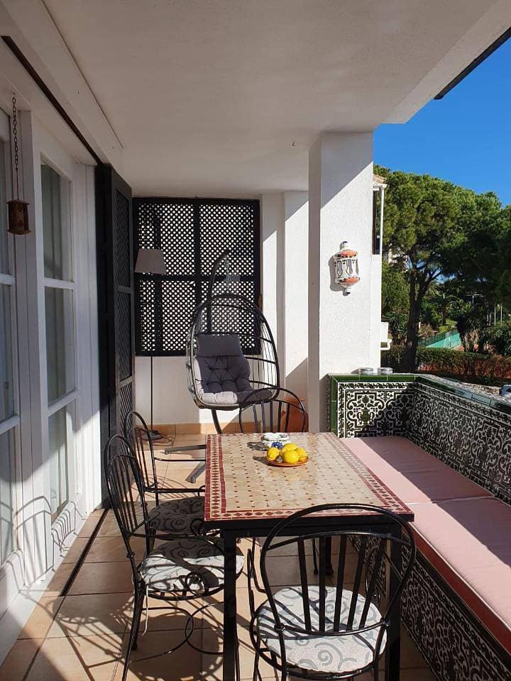 Foto 11 von 46: Two-Bedroom Apartment