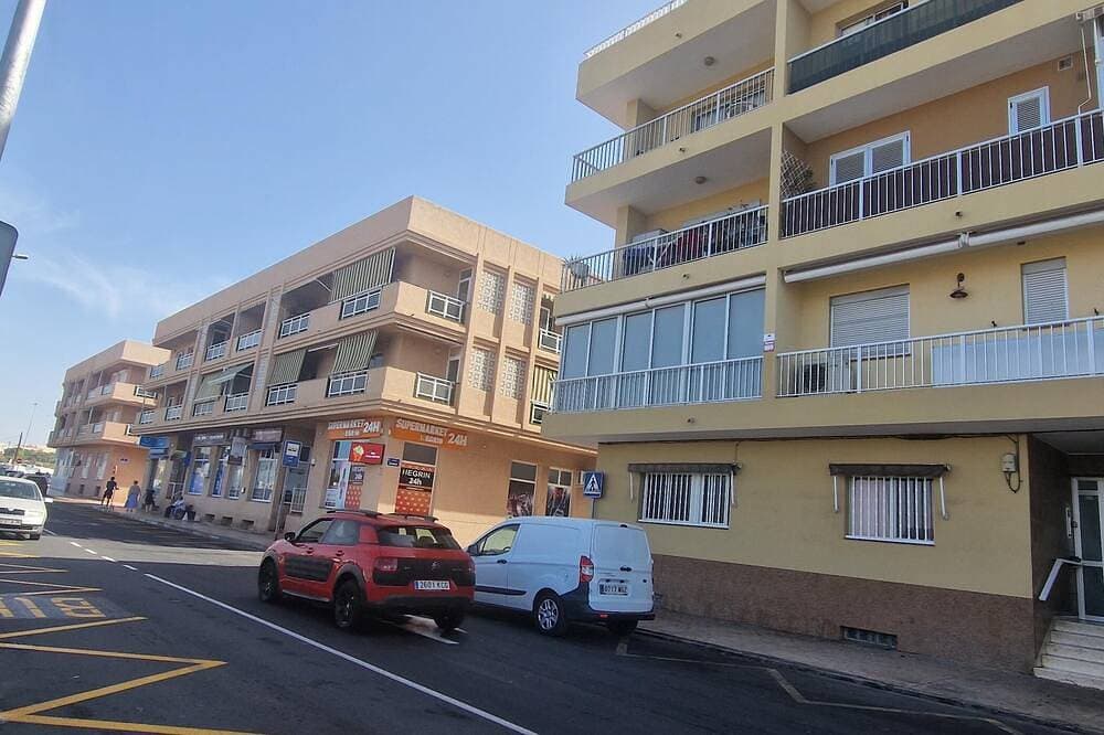 Foto 11 von 29: Beautiful Small Studio on Rooftop, Ocean View