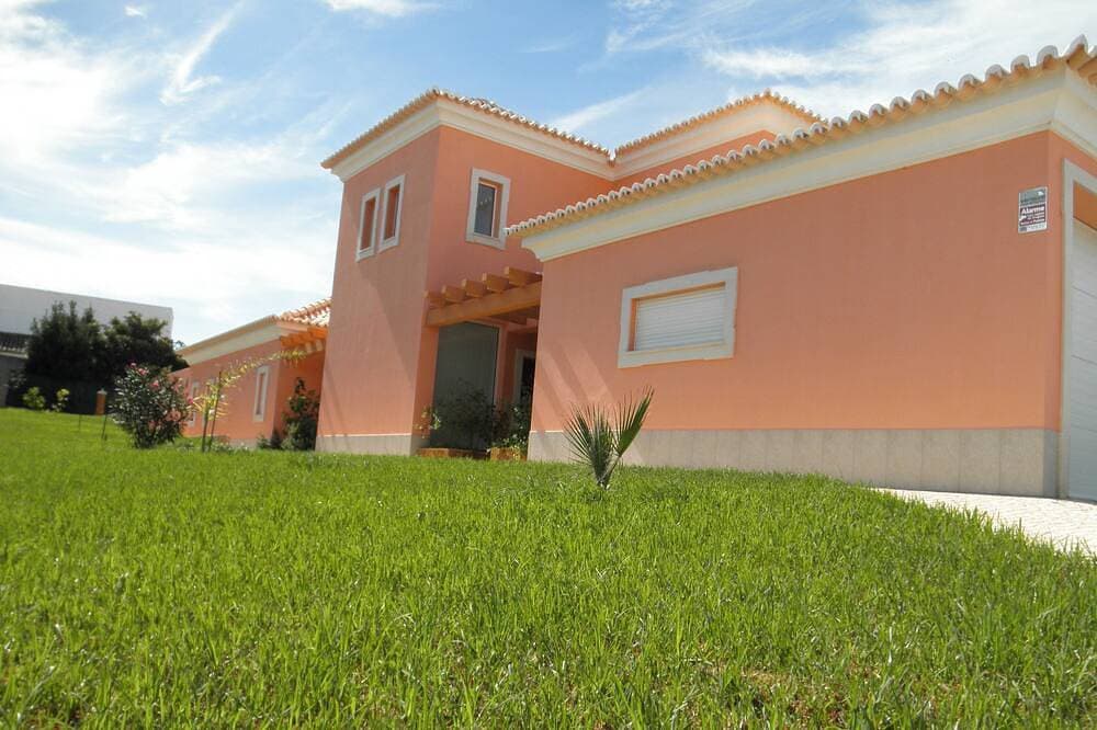 Villa 3 Luxus-Suiten mit Pool 1