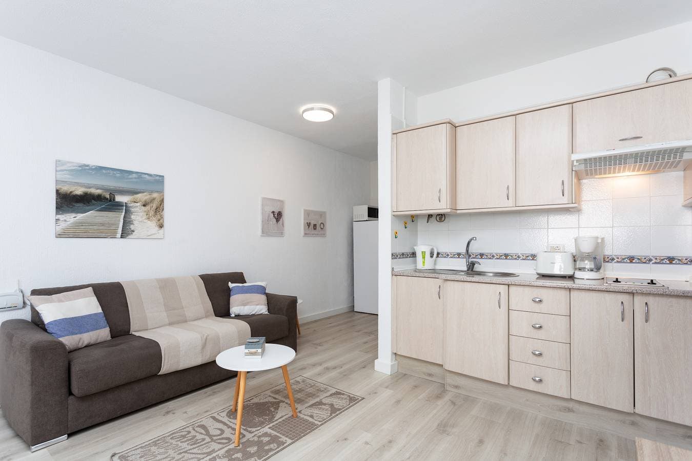 Foto 7 von 20: Traum-Meerblick Studio, erster Strandlinie, renoviert,WIFI gratis