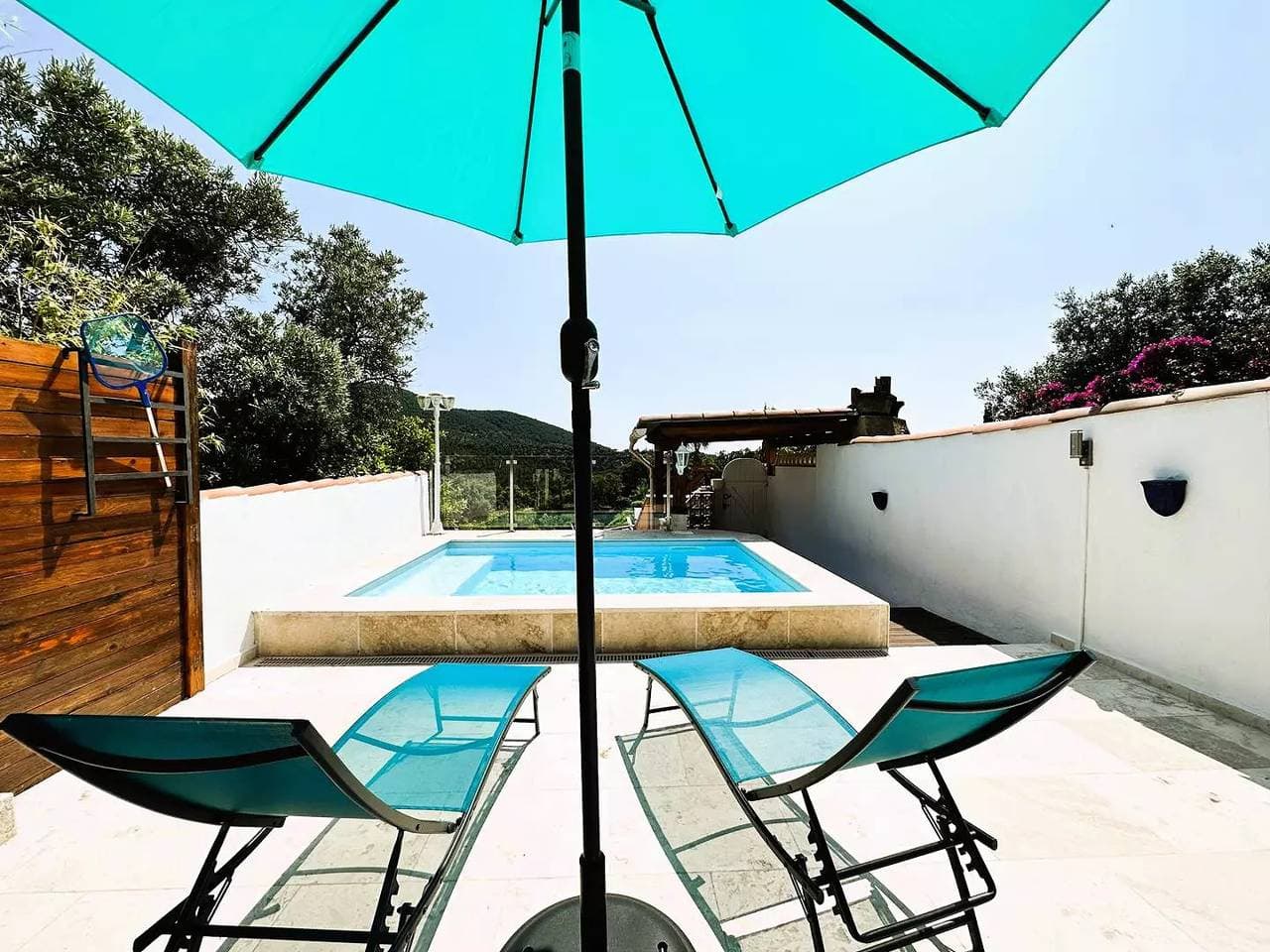 Foto 5 von 22: Klimatisiertes provencal Mazet für 4 Personen mit privatem Pool bei Domaine de Valcros in La Londe-les-Maures