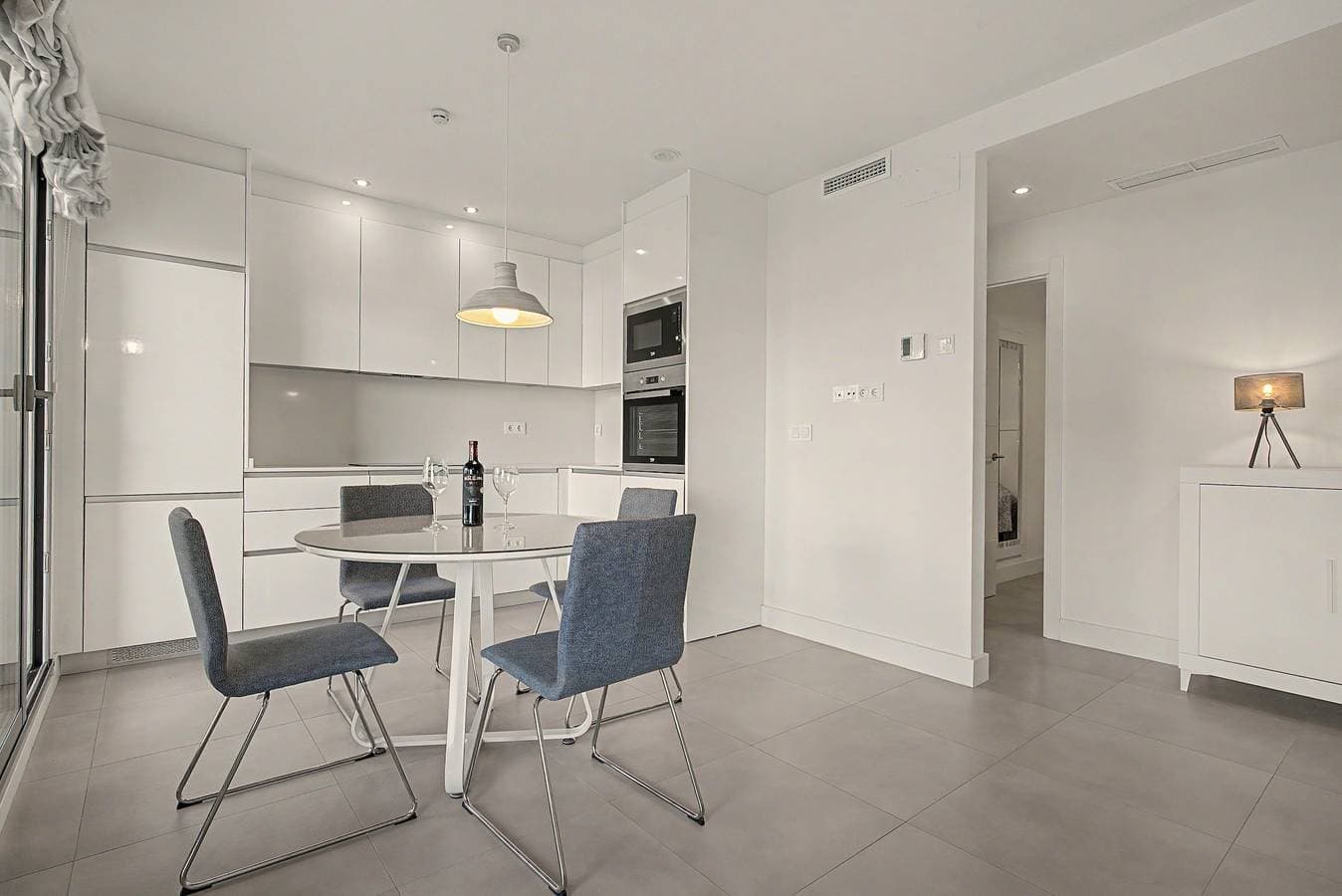 Foto 9 von 33: Ferienwohnung 'Panorama Beach' mit Meerblick, Wi-Fi und Klimaanlage