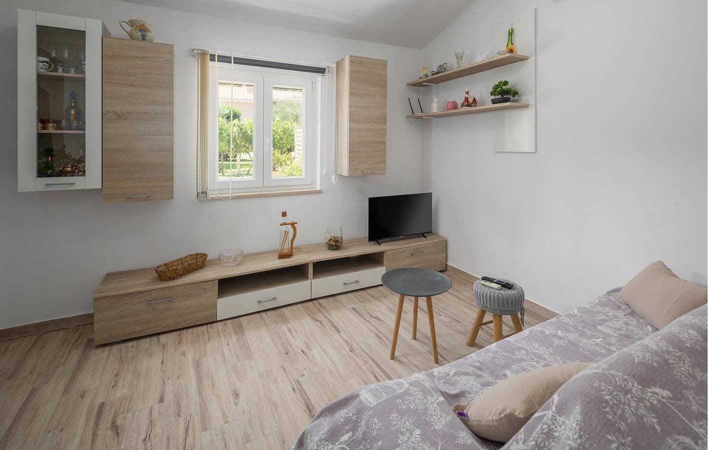 Foto 3 von 27: Gemütliche Ferienwohnung mit Terrasse, WLAN und Parkplatz, 2,5 km vom Stadtzentrum entfernt