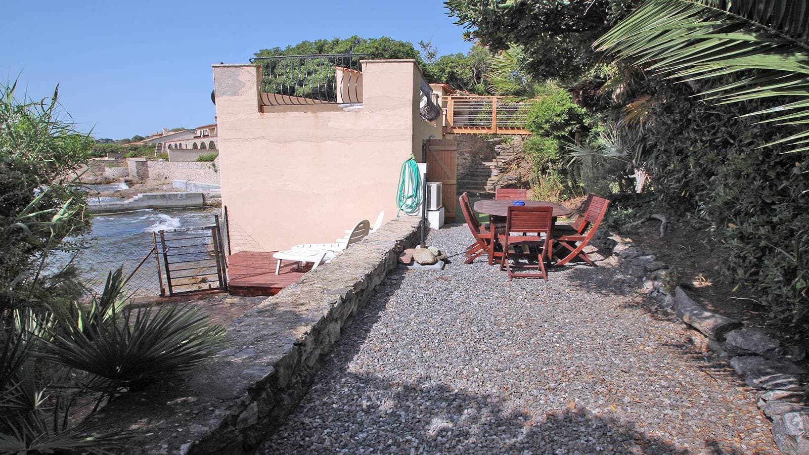 Foto 5 von 14: Le Bateau - 4 Personen - Füße im Wasser - Strand - Klimaanlage - WiFi - Sainte Maxime