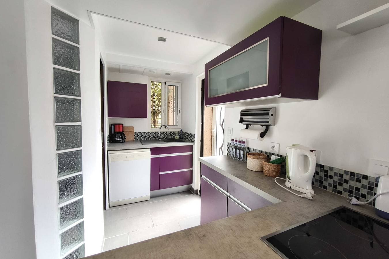 Foto 5 von 11: Ferienwohnung für 4 Personen mit Terrasse
