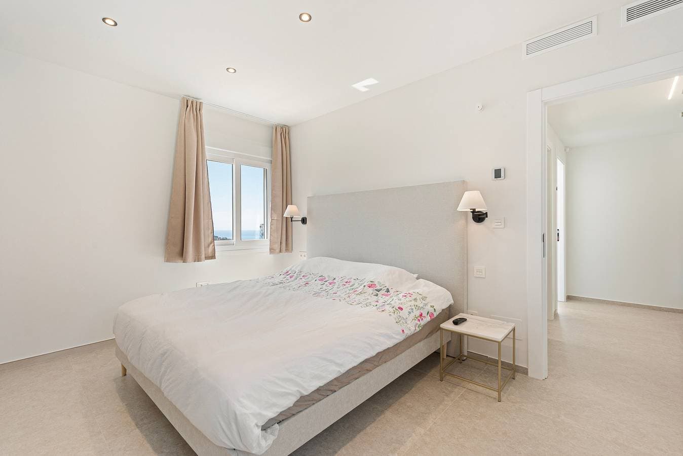 Foto 9 von 25: Villa 'Clery Algarrobo' mit Meerblick, WLAN und Klimaanlage