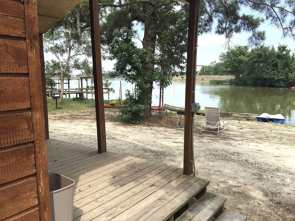 Foto 2 von 38: Mamas Lieblings-Wasserhütte Nr. 4, Onalaska, Lake Livingston, Texas