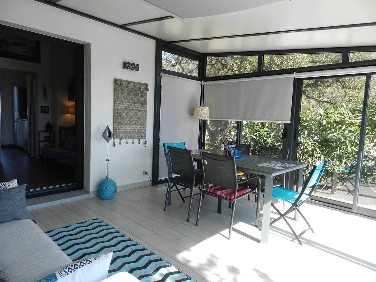 Foto 4 von 19: 2-Zimmer-Wohnung mit Terrasse und Parkplatz in Le Lavandou