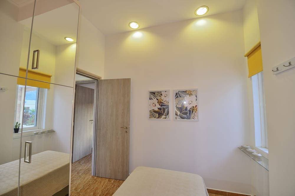 Foto 4 von 18: Mpoulakis Wohnung 46, 3 Schlafzimmer Familienwohnung neben meinem Fotostudio