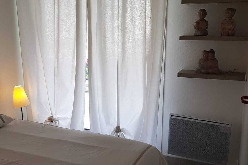 Foto 4 von 26: Hervorragend renovierte Wohnung von 45 m2 direkt am Meer mit großer Terrasse
