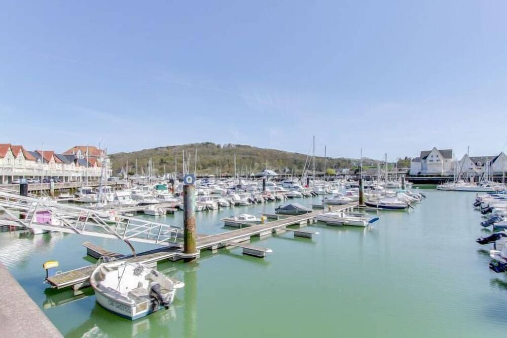 Foto 13 von 21: Port Guillaume