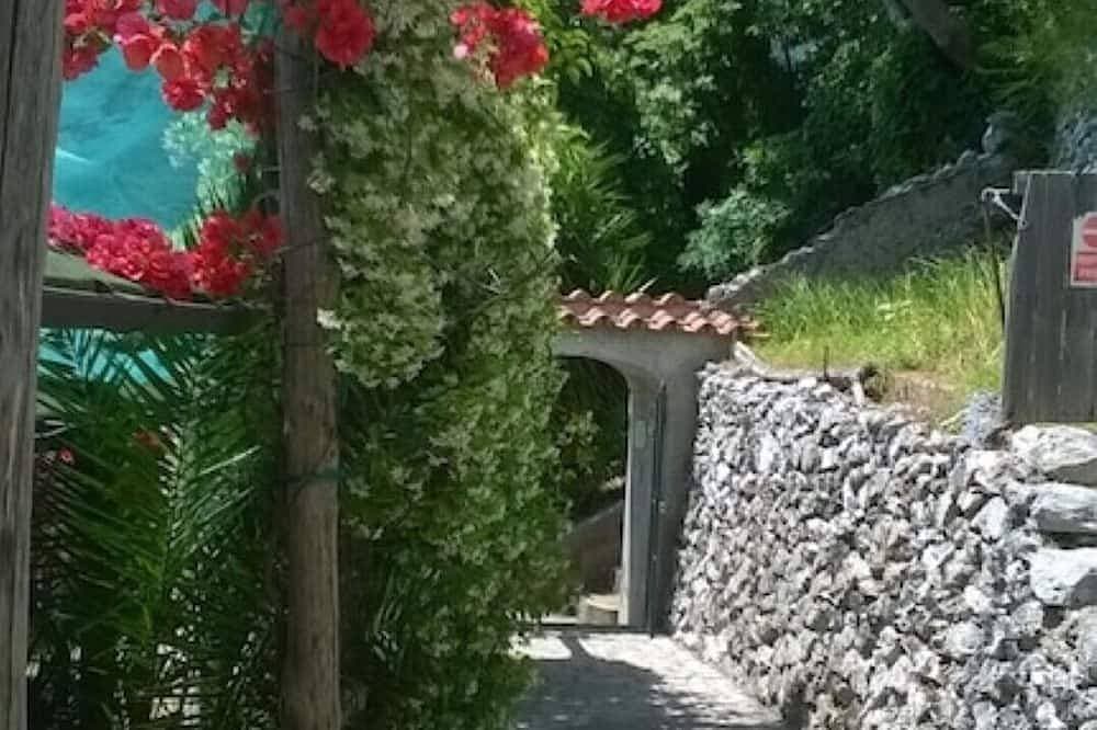 Foto 9 von 30: Hibiscus House On The Lemon Trail