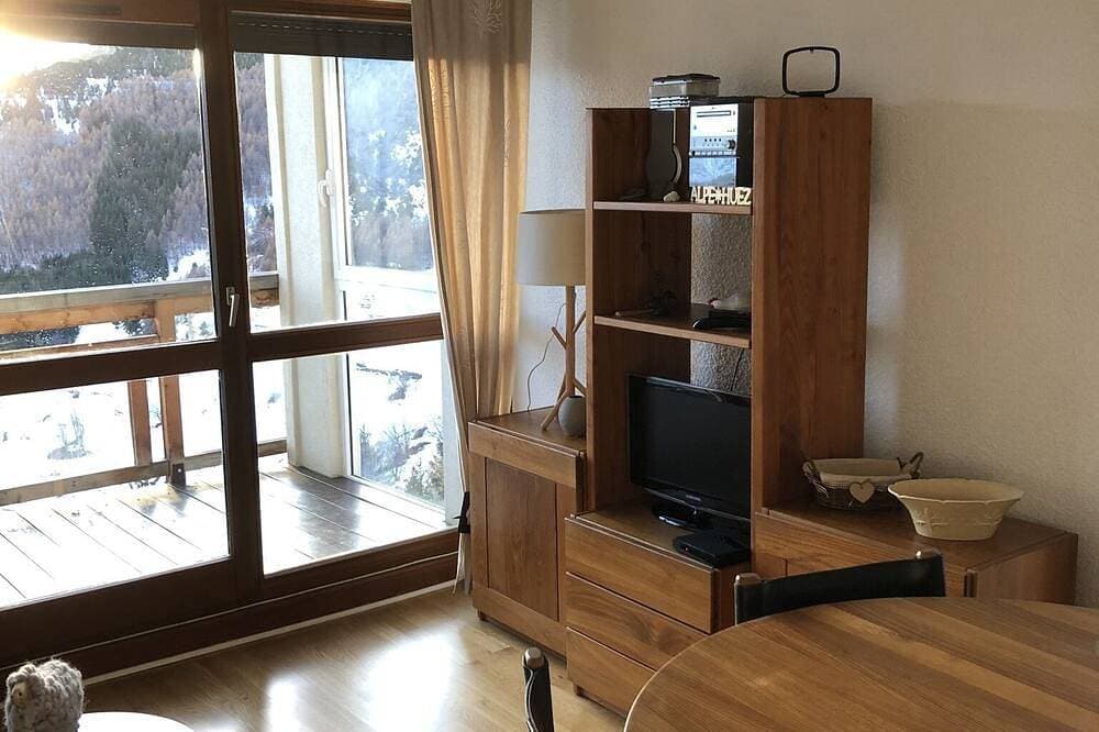 Foto 13 von 25: Charmante Wohnung 40 m2 / 4 p klassifiziert 3 *** alten Bezirk Alpe, herrliche Aussicht