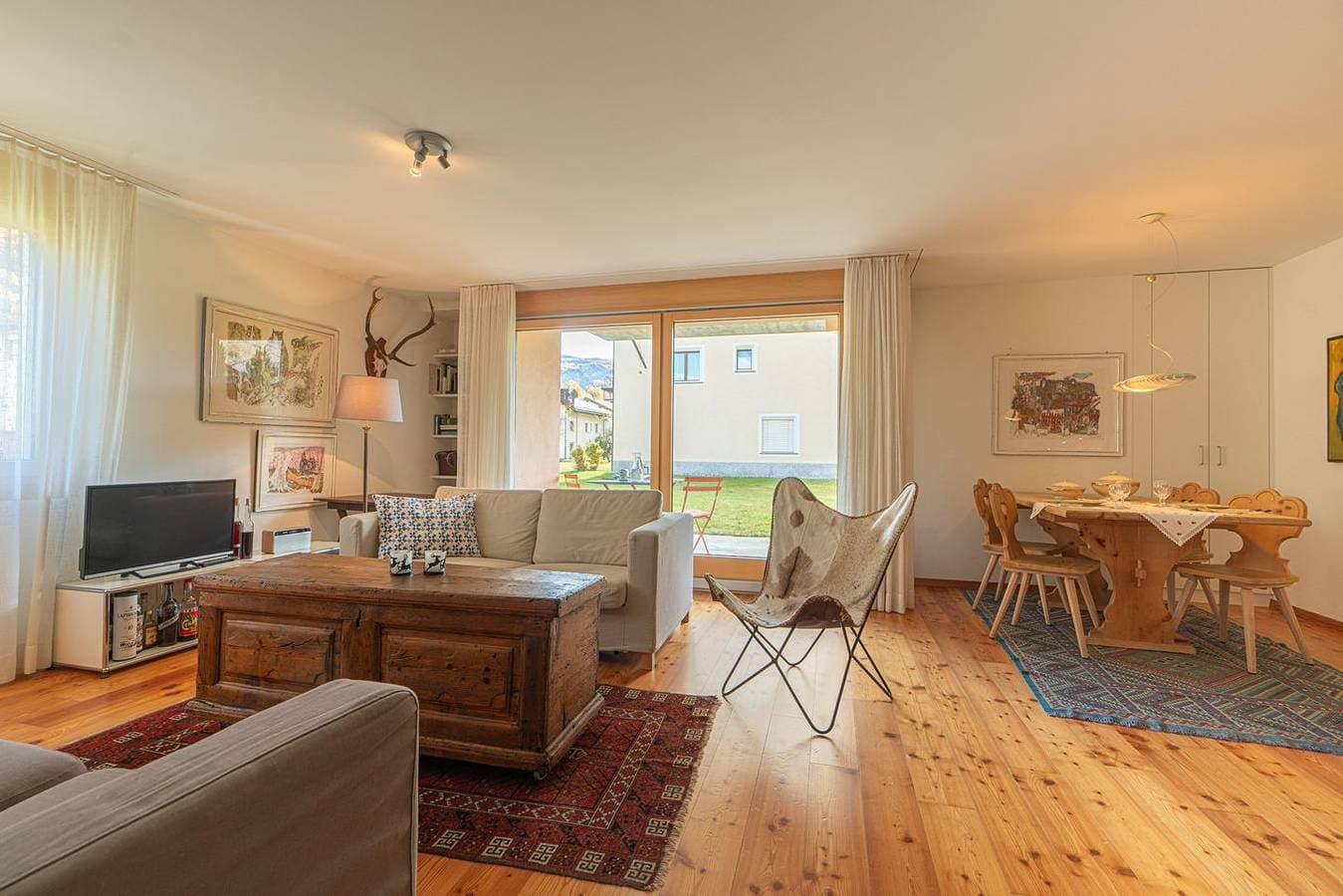 Foto 13 von 22: Chesa Radonda 1 – Moderne Wohnung mit Terrasse & Bergblick