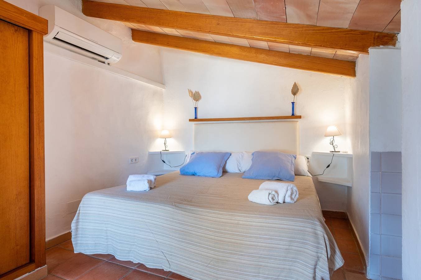 Foto 11 von 25: Ferienhaus 'Can Jaumins' mit Bergblick, Gemeinschaftspool & WLAN