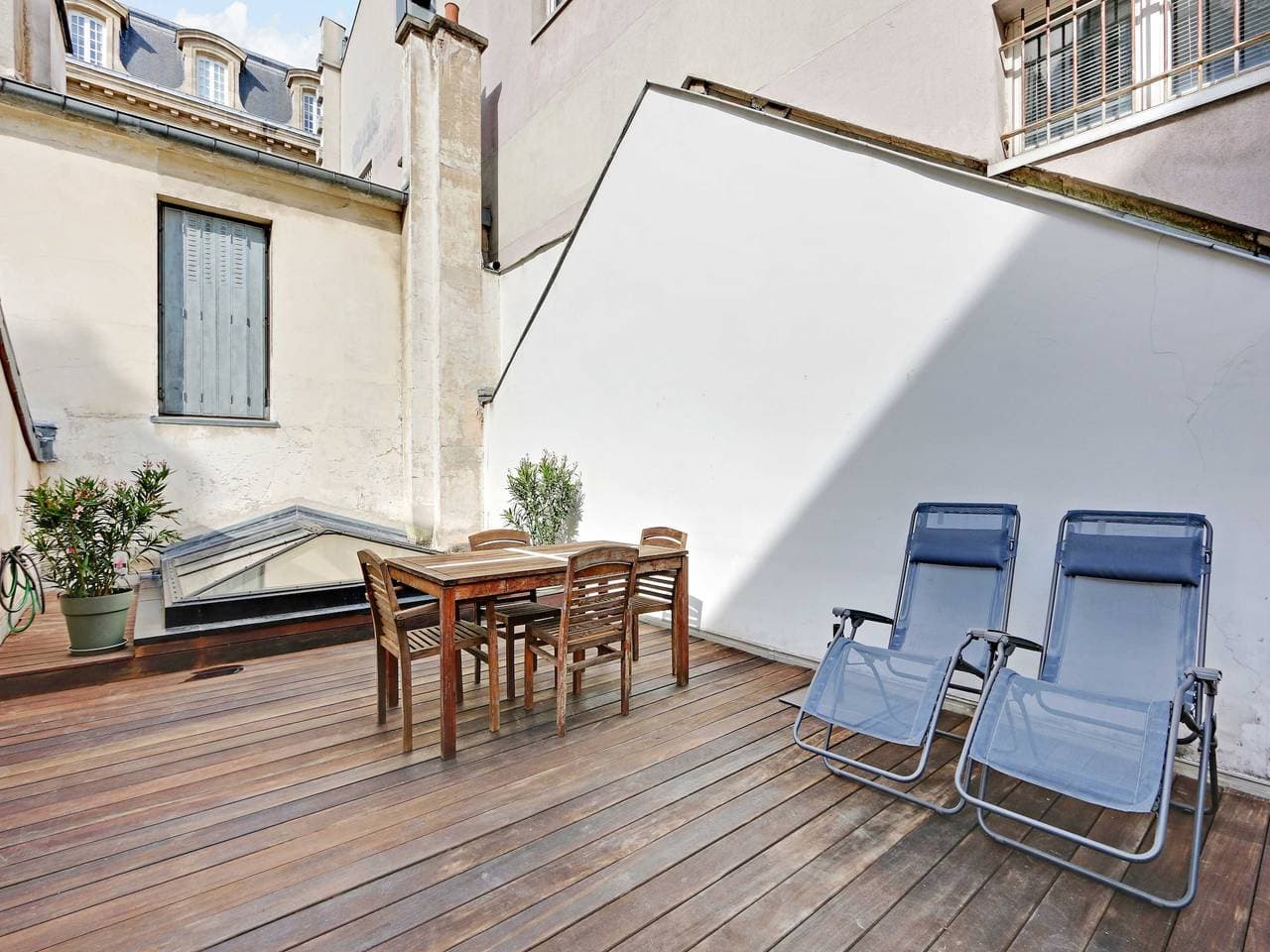 Foto 4 von 14: Gemütliche Wohnung & Terrasse – 2Br/4P – République