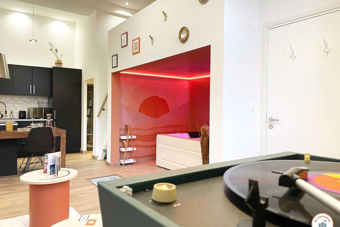 Foto 3 von 46: Ferienwohnung für 2 Personen mit Whirlpool