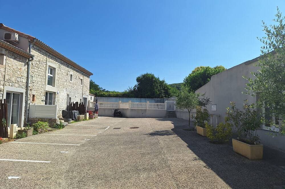 Foto 9 von 30: Charming studio with swimming pool in the heart of Ruoms, Ardèche