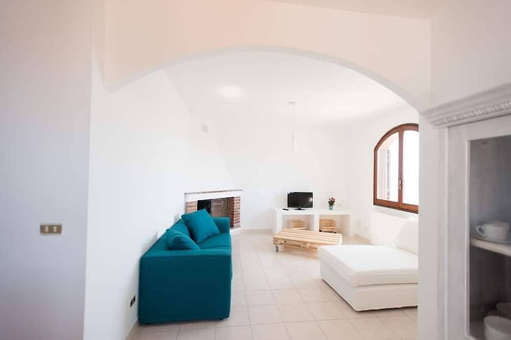 Foto 7 von 24: Stunning sea view attic