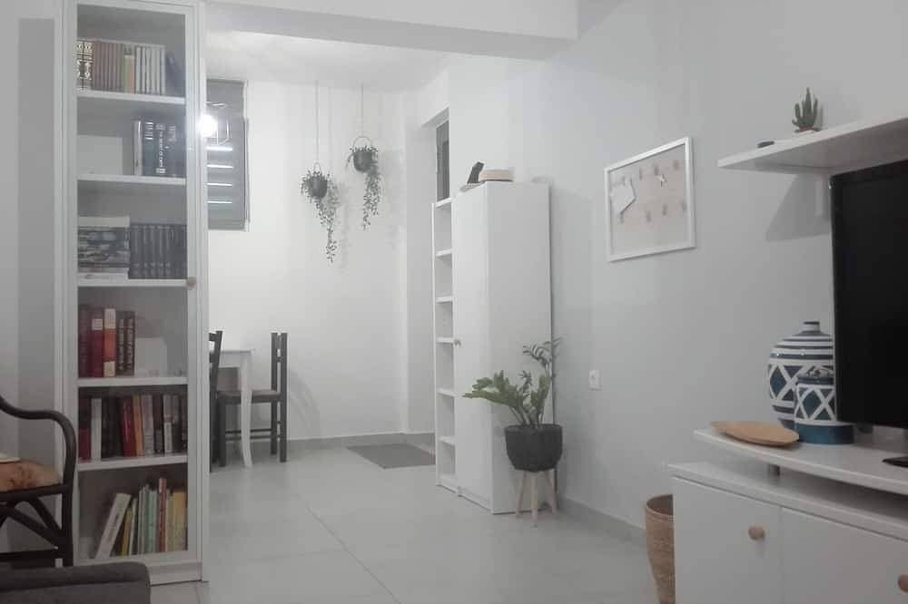 Foto 9 von 30: Sea Escape  Boutique Apt-Steps away from Agii Apostoli & Golden beach