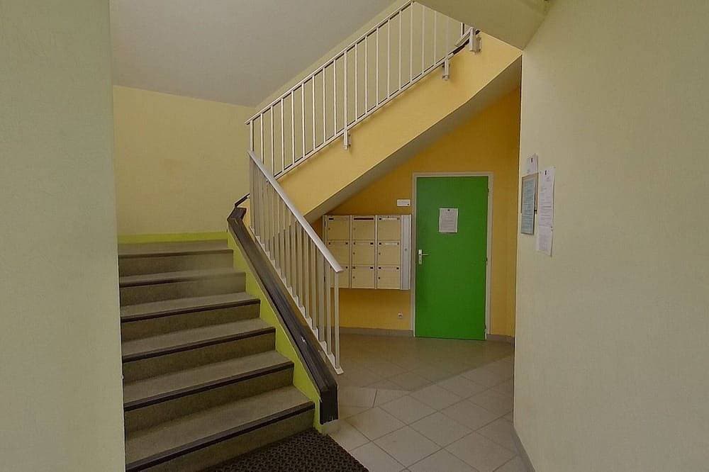Foto 8 von 24: Renoviertes Studio mit Meerblick-Balkon, WIFI, nah am Strand und Einkaufsmöglichkeiten - 2 Pers