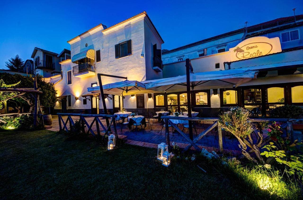 Reale Wine Resort 1