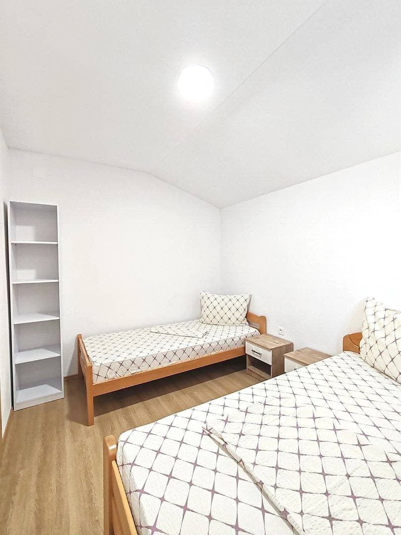 Foto 4 von 12: Ferienwohnung für 5 Personen mit Balkon/Terrasse