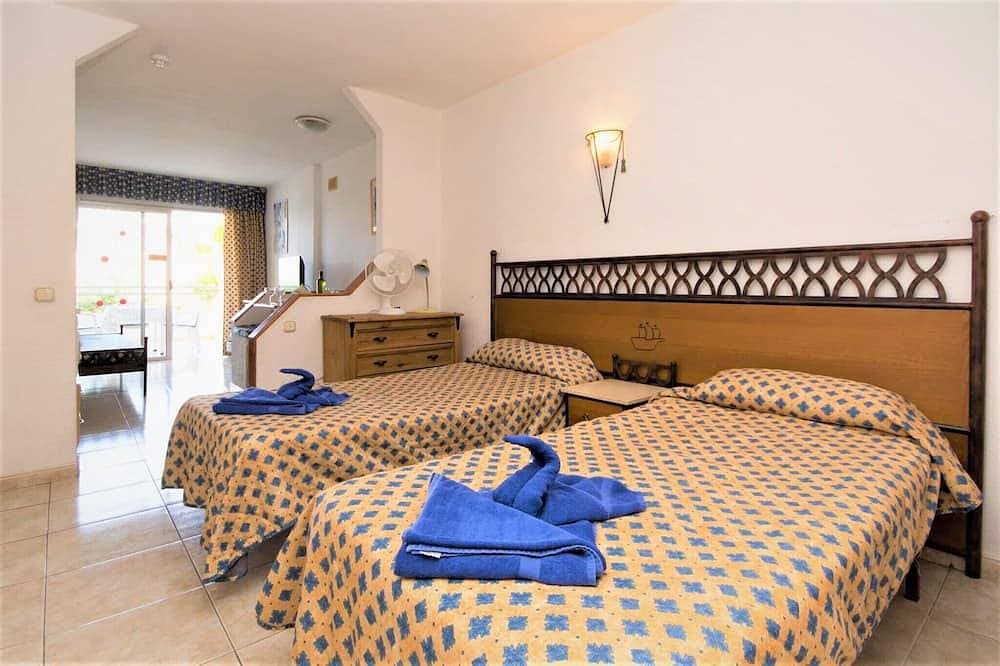 Foto 3 von 17: Studio Hotel Apartment in Costa Adeje, wenige Minuten zu Fuß zum Strand, Geschäfte und Bars