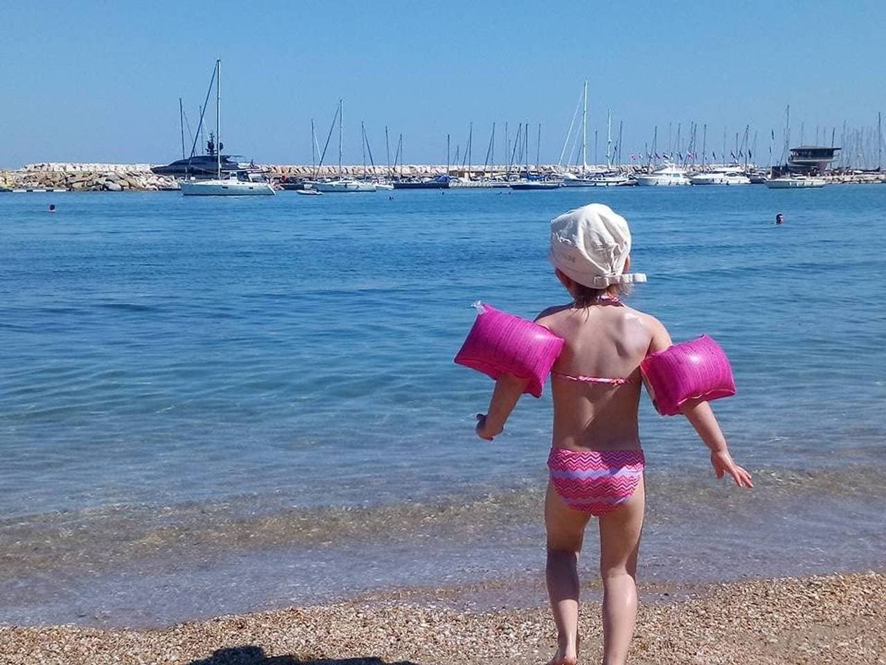 Foto 13 von 19: Studio mit Kabine für 4 Personen, direkt am Strand mit Pool und Tennis in Bormes-les-Mimosas