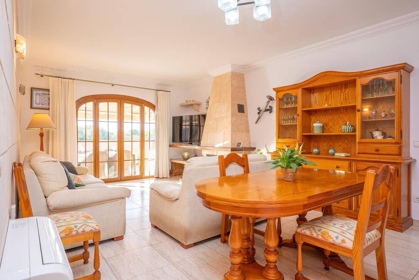Foto 13 von 41: Villalonga - Schöne Villa mit privatem Pool und kostenloses WLAN