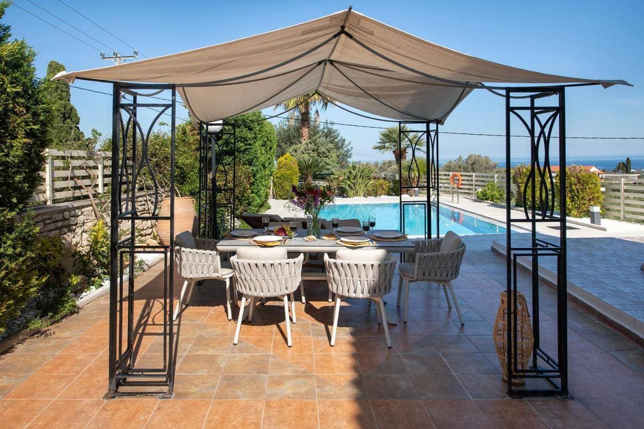 Foto 4 von 5: Villa with Private Pool