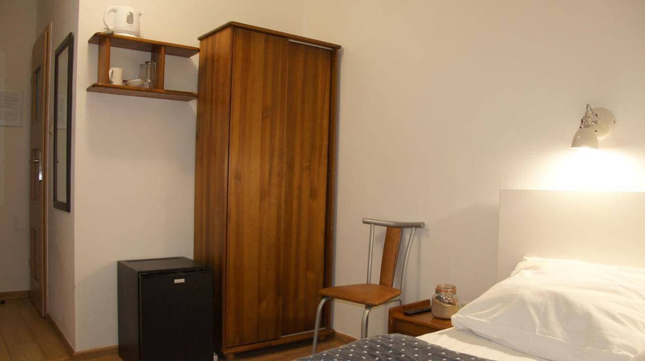 Foto 9 von 10: Small Double Room