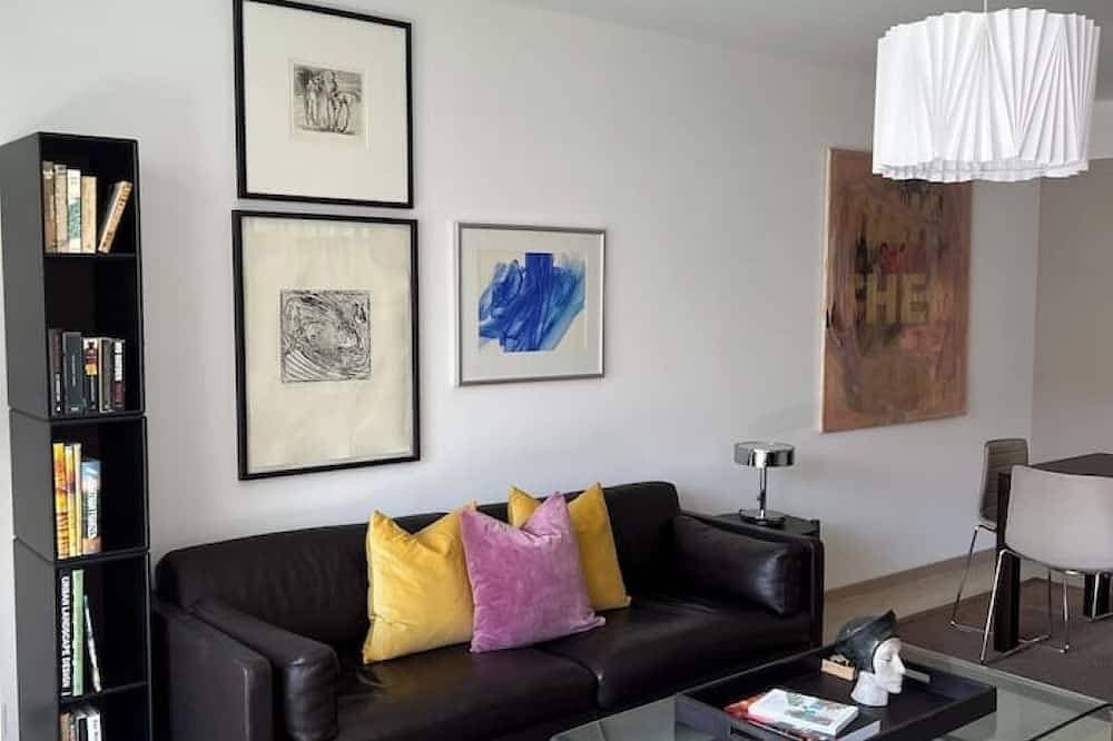 Foto 7 von 27: New 3 beds apartment in Old town Antibes. Garage