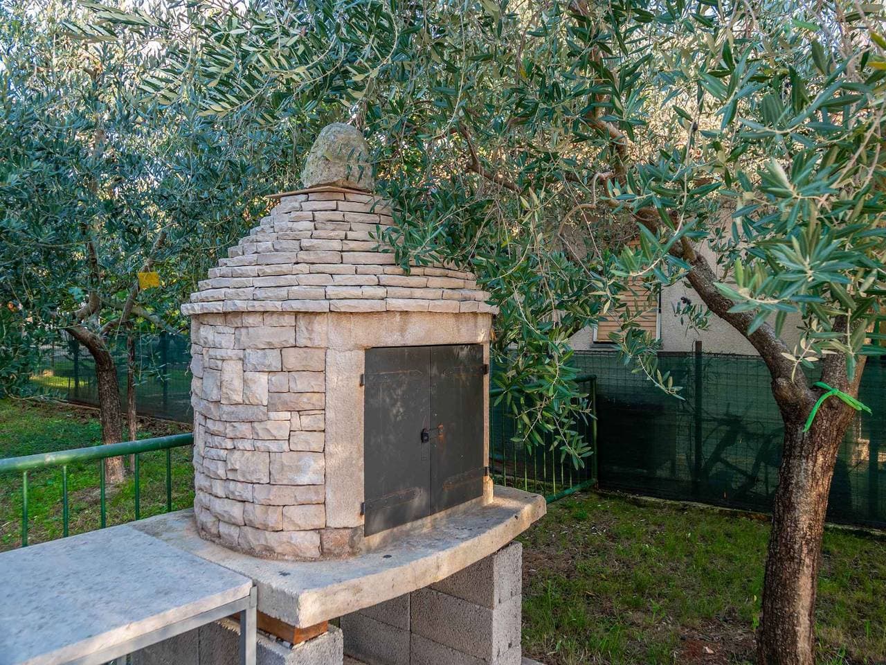 Foto 3 von 21: Ferienwohnung mit gemütlicher Terrasse und Grillmöglichkeit