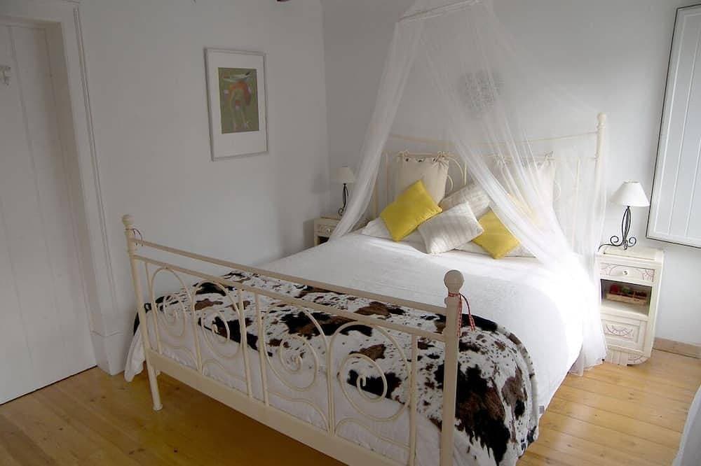 Foto 3 von 30: Romantische Villa w / Terrasse und Pool, absolute Privatsphäre