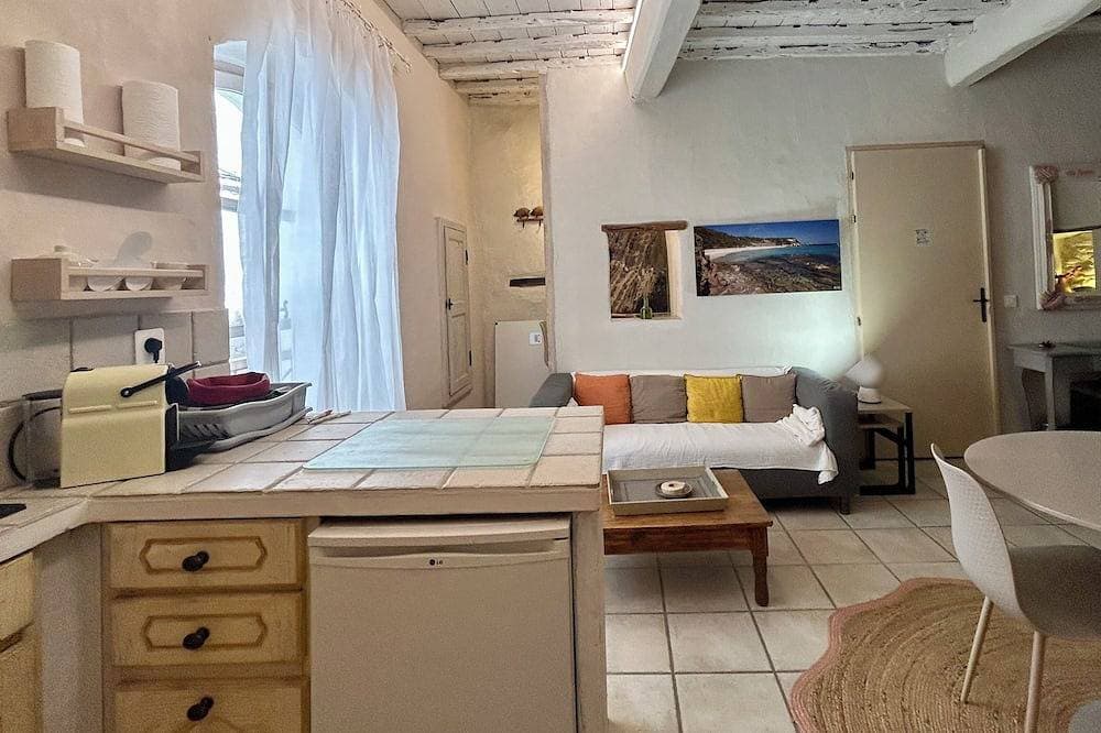 Foto 11 von 26: Bonifacio Haute-Ville: großes renoviertes charmantes Studio aus dem 14. Jahrhundert, klimatisiert, WIFI