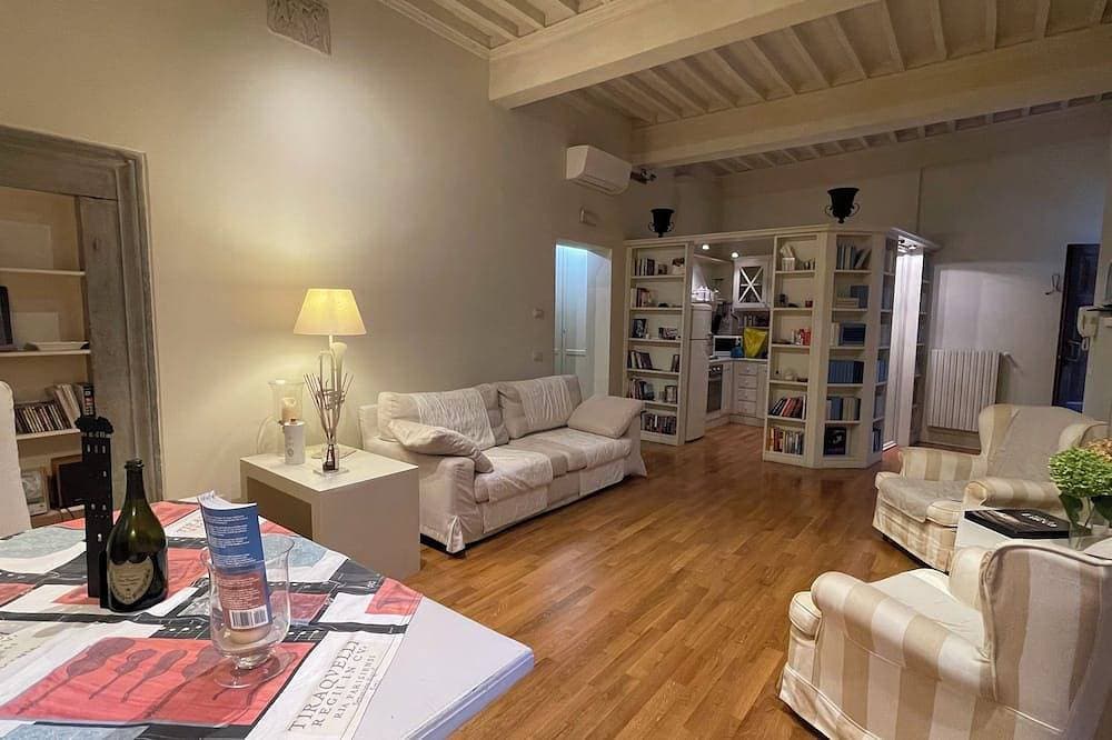 Foto 10 von 23: Elegante Wohnung Mit Terrasse Im Herzen Des Historischen Zentrums Von Lucca