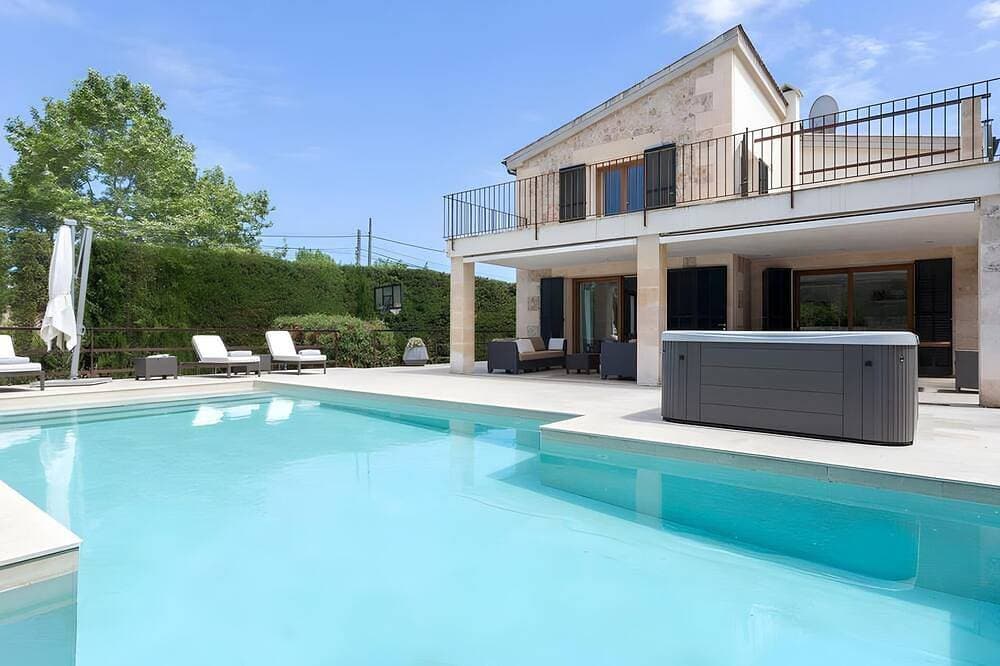 Can Menut: Ausgezeichnete Villa in Pollença, mit Privater Pool 1