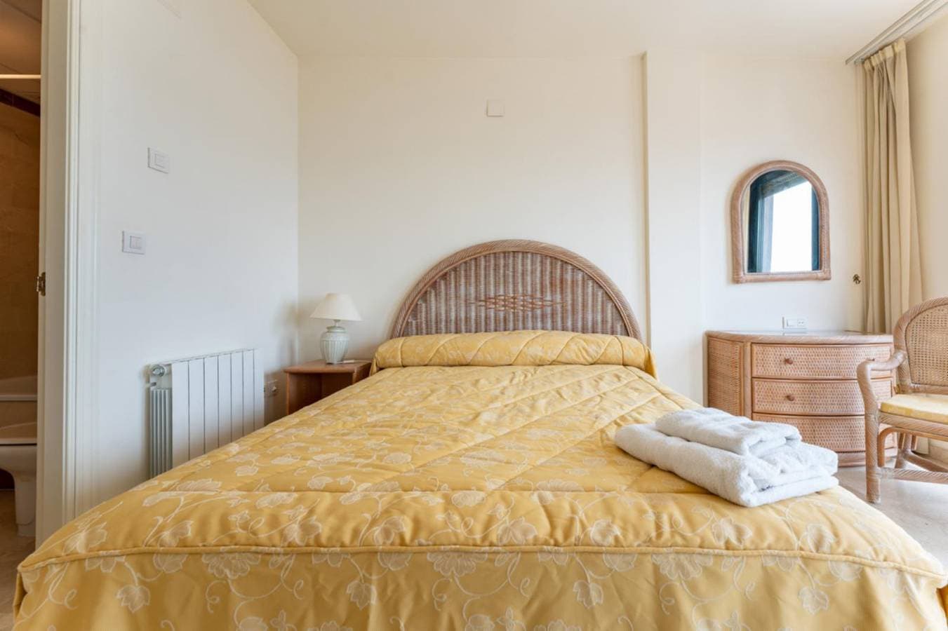 Foto 10 von 34: Ferienwohnung für 4 Personen mit Balkon/Terrasse