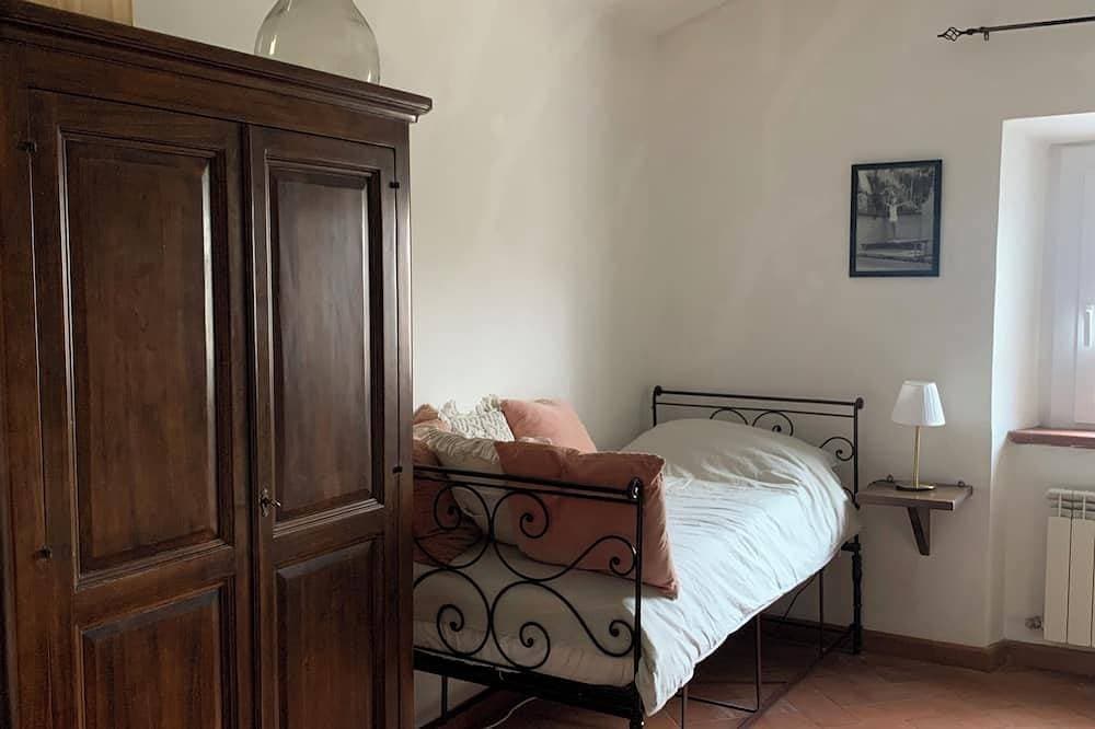 Foto 4 von 20: Detached house in the middle of the Tuscan chestnut forest