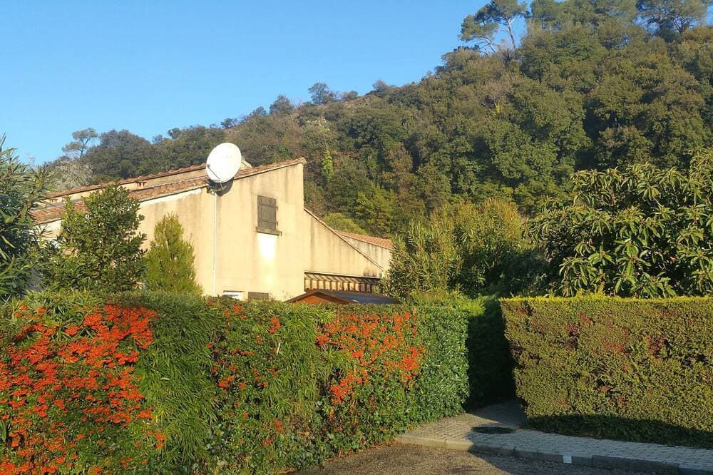 Foto 8 von 22: Residence Provençale Pool Parkplatz WIFI 2 km Meer Villeneuve Loubet 2 Zimmer