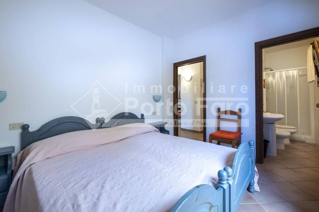 Foto 10 von 17: Ferienwohnung für 4 Personen mit Terrasse