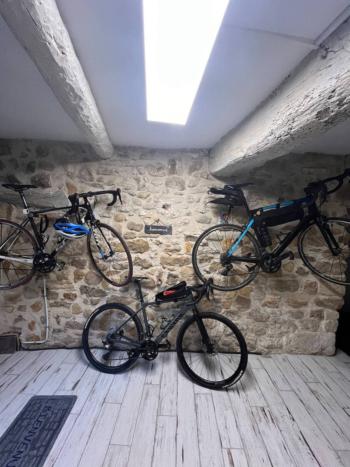 Foto 11 von 36: Musette du Ventoux, Studio für 3