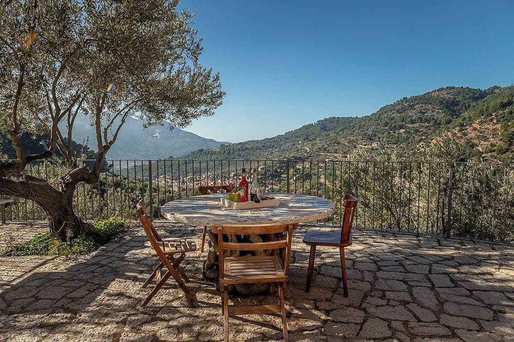 Foto 11 von 30: Cán Sandy magnificent mountain house with unsurpassed views of the village